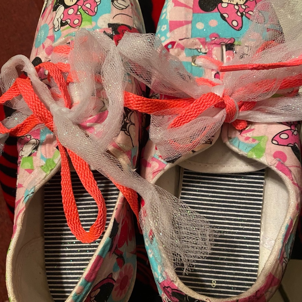 Mickey Mouse tennis shoes